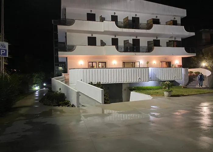 昂达布鲁酒店 3* 博特里塞罗